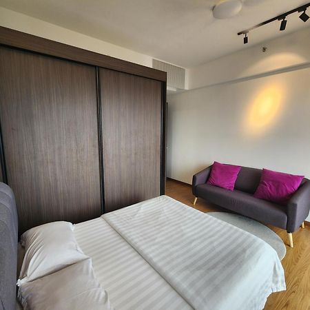 Beacon Executive Premium Suite 조지타운 외부 사진